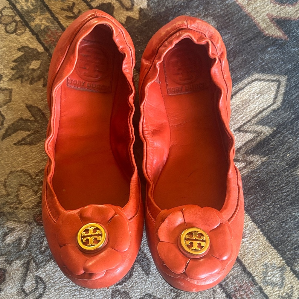 Tory Burch Orange Leather Flower-Embellished Ballet Flats